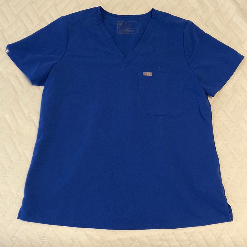 Figs winning blue scrubs
